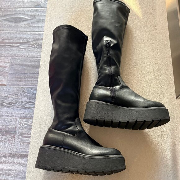 Steve Madden Black Astor Tall Platform Boot - Size 7 - Picture 4 of 8